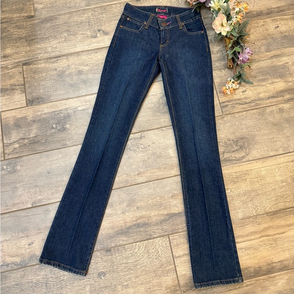 Vintage Wrangler premium patch pink label jeans - Picture 3 of 16